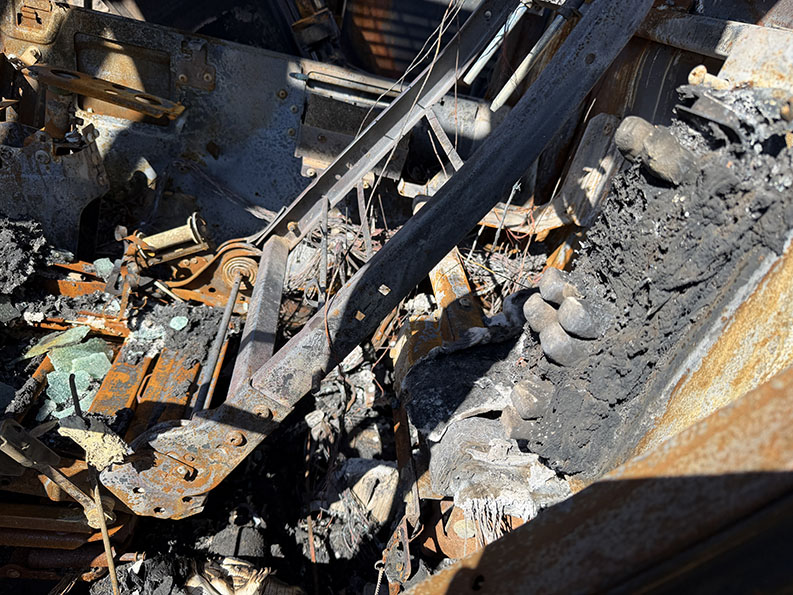 2014 Caterpillar 320EL Excavator - Image 28