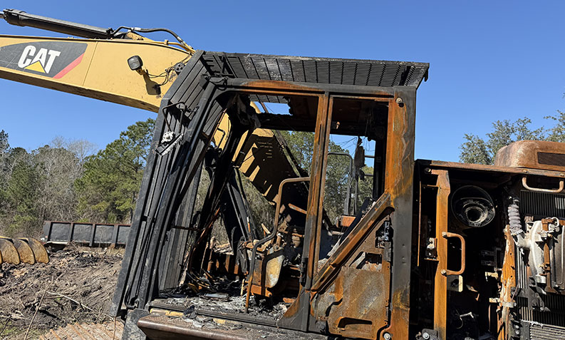 2014 Caterpillar 320EL Excavator - Image 5