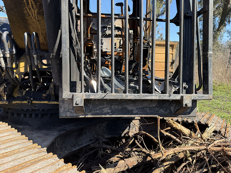 2014 Caterpillar 320EL Excavator - Image 7