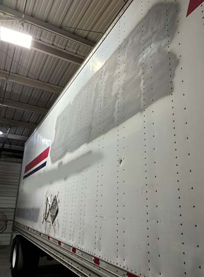 2014 Hyundai Trailer - Image 2