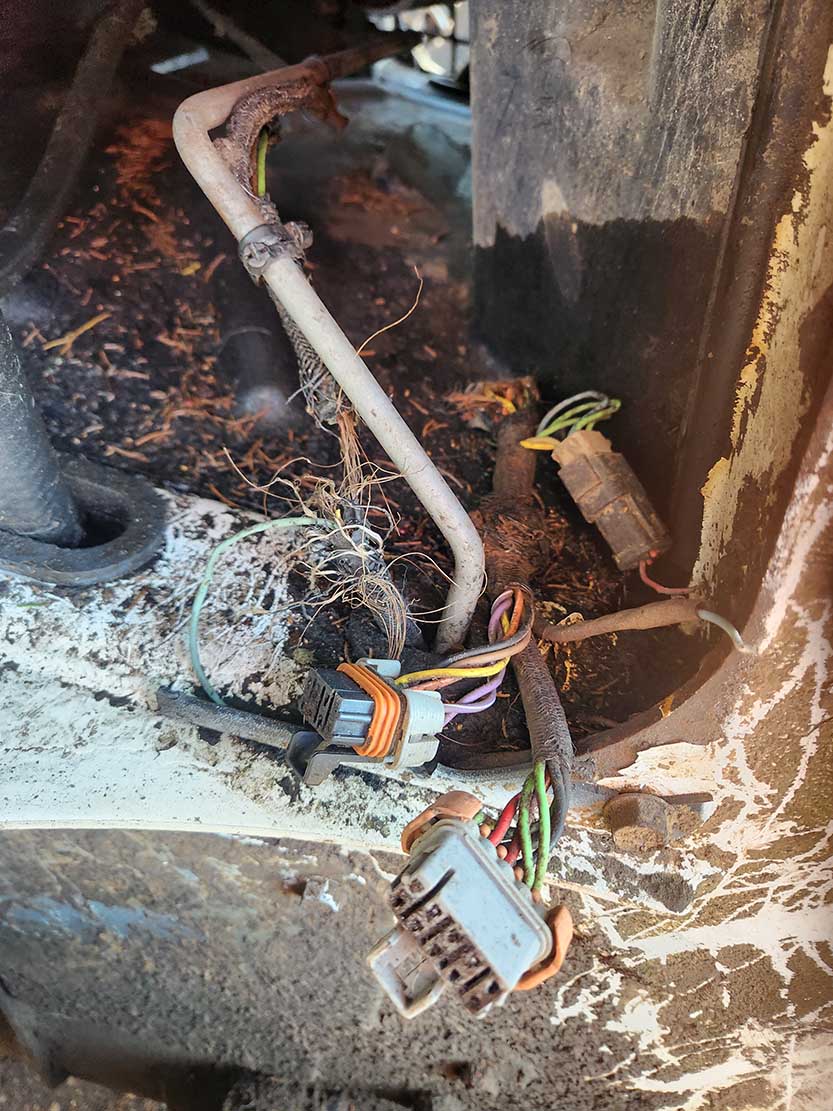 2015 Bobcat S530 Skid Steer - Image 6