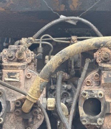 2015 John Deere 300G LC Excavator - Image 12