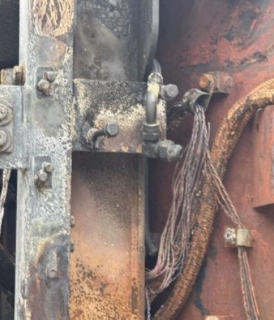 2015 John Deere 300G LC Excavator - Image 14