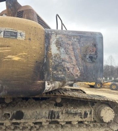 2015 John Deere 300G LC Excavator - Image 23