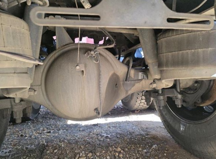 2015 Peterbilt 389 - Image 15