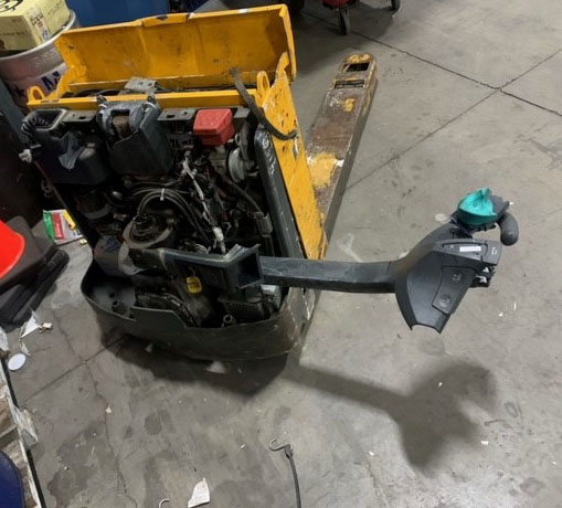 2016 Jungheinrich Electric Pallet Jack - Image 8