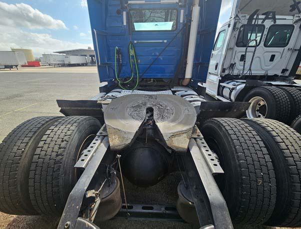 2016 VOLVO VNL (764) - Image 4