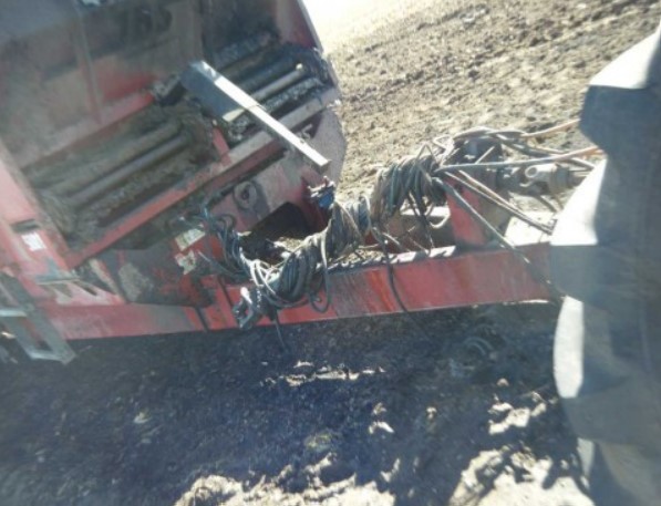 2017 JBS Manure Spreader - Image 6