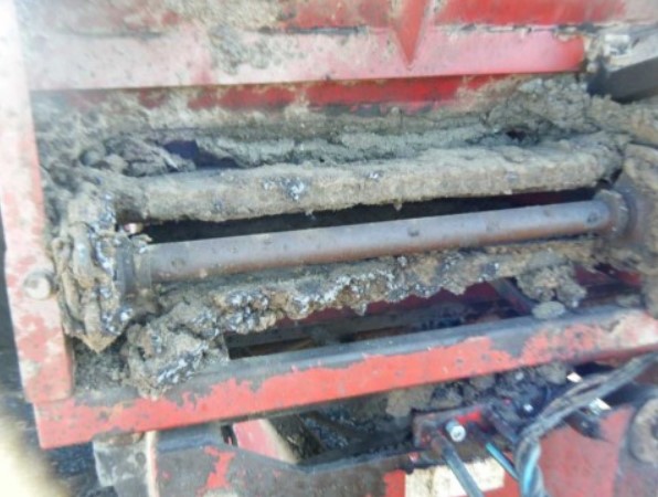 2017 JBS Manure Spreader - Image 9