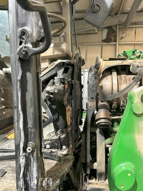 2017 John Deere 6130M Tractor - Image 13