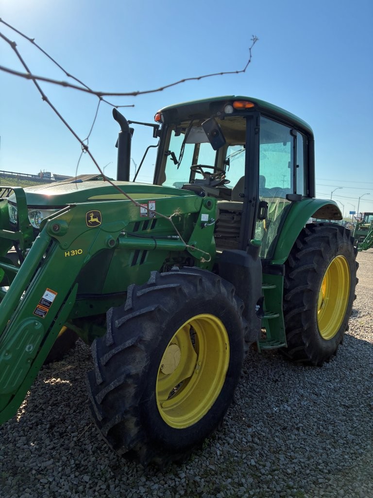 2017 John Deere 6130M Tractor - Image 4