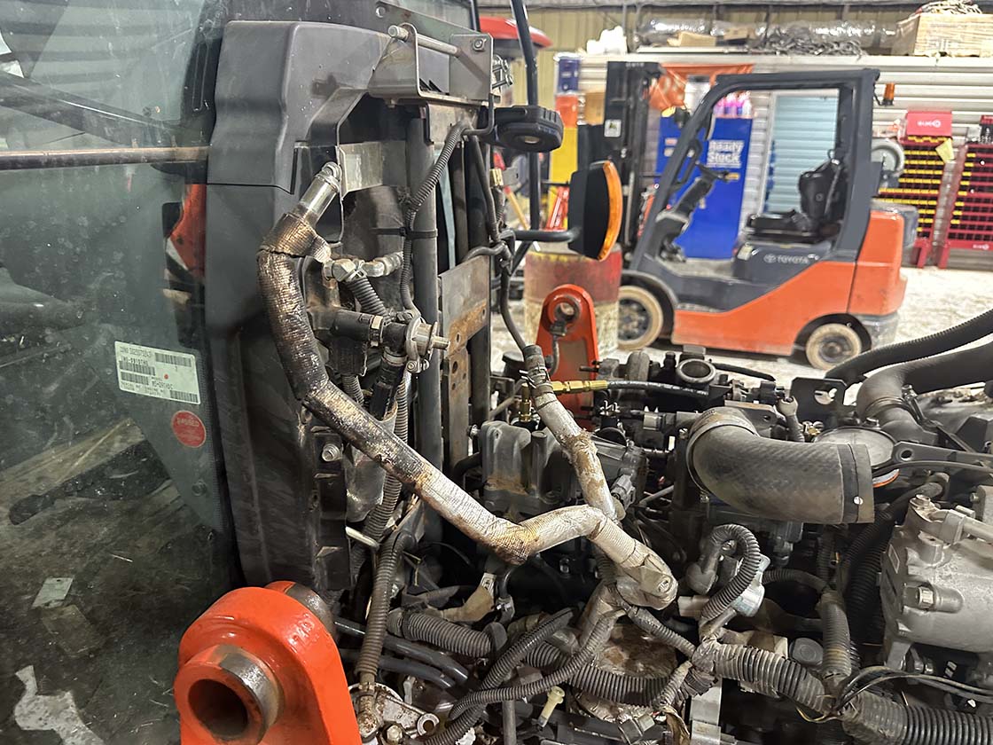 2017 Kubota M5-091 Tractor - Image 4