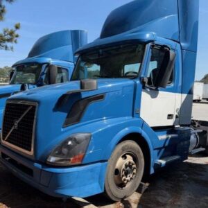 2017 VOLVO VNL