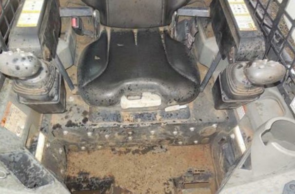 2018 Bobcat T550 Skid Steer - Image 13