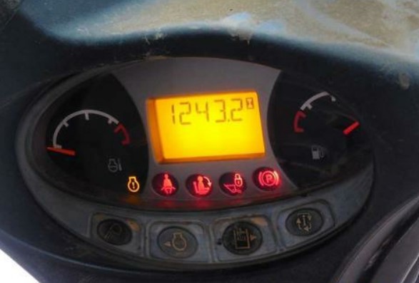 2018 Bobcat T550 Skid Steer - Image 23