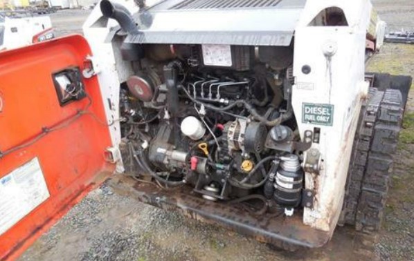 2018 Bobcat T550 Skid Steer - Image 9