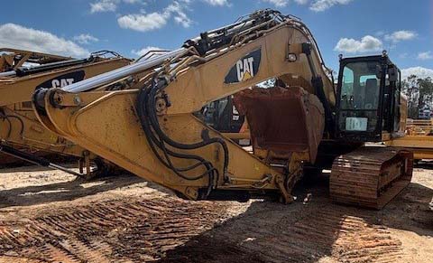 2019 Caterpillar 336F Excavator - Image 2