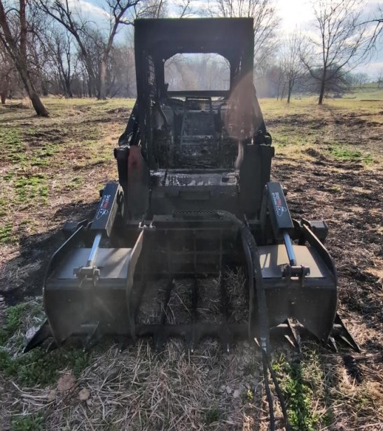 2019 Kubota SVL75-2HWC Skid Steer - Image 2