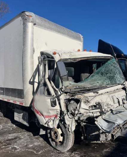 2020 Chevrolet LCF 4500HD Box Truck - Image 3