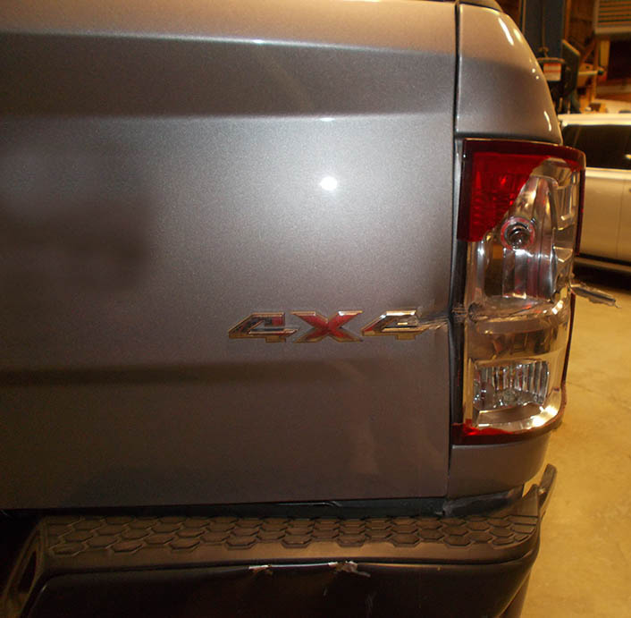 2020 Dodge Ram 1500 - Image 3