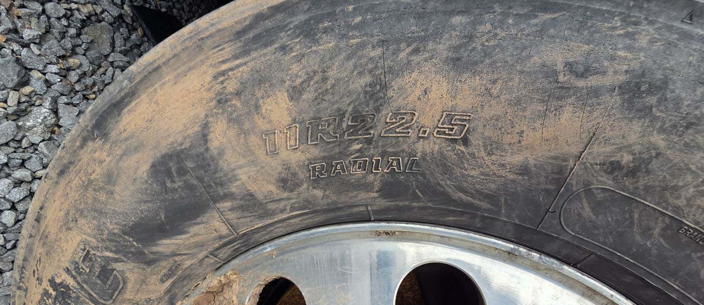 2020 Freightliner Cascadia - Image 19