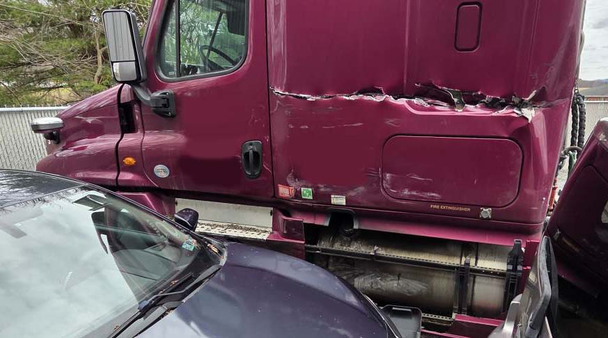 2020 Freightliner Cascadia - Image 7