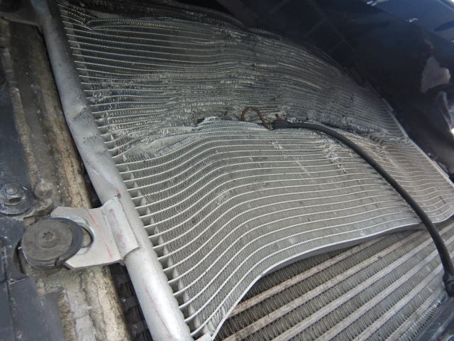 2020 Volvo VNL860 - Image 13