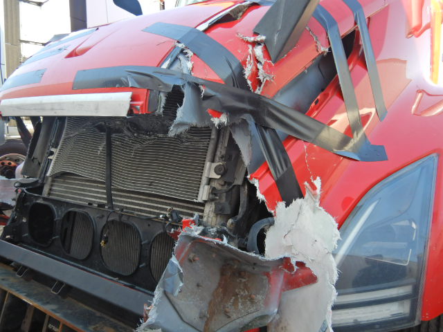 2020 Volvo VNL860 - Image 8