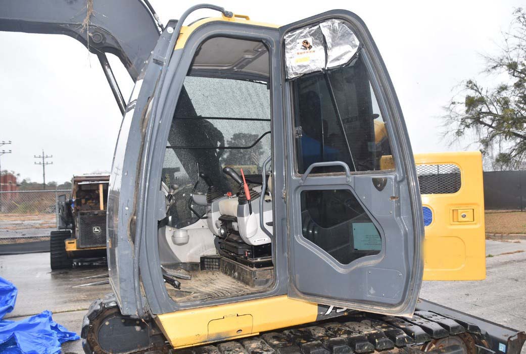 2021 John Deere 75G Excavator - Image 10