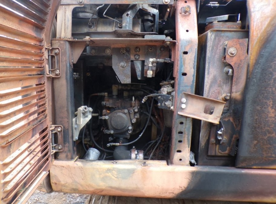 2021 Komatsu PC 130-11 Excavator - Image 10