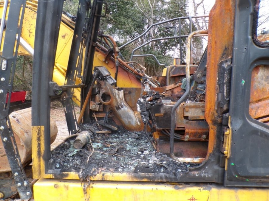 2021 Komatsu PC 130-11 Excavator - Image 12