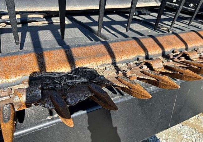 2021 MacDon FD140 Header - Image 11