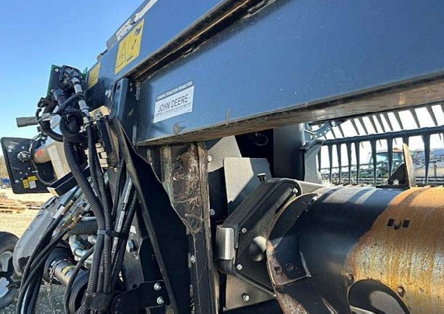 2021 MacDon FD140 Header - Image 17