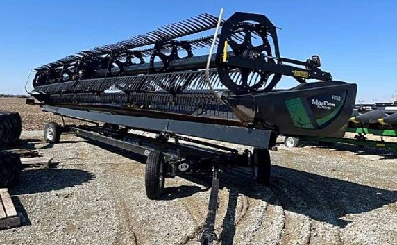 2021 MacDon FD140 Header - Image 2