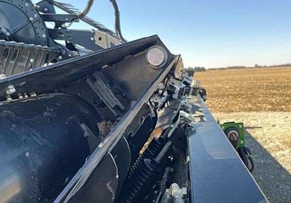 2021 MacDon FD140 Header - Image 7