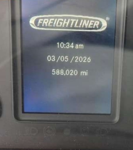 2022 Freightliner Cascadia 126 - Image 18