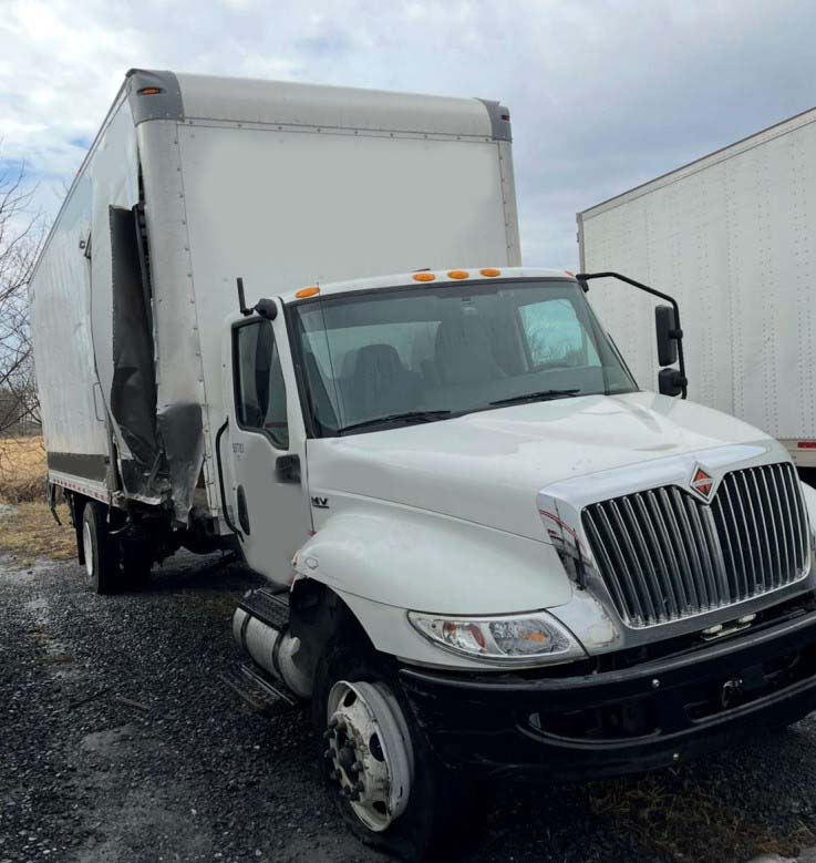 2022 International MV607 Box Truck