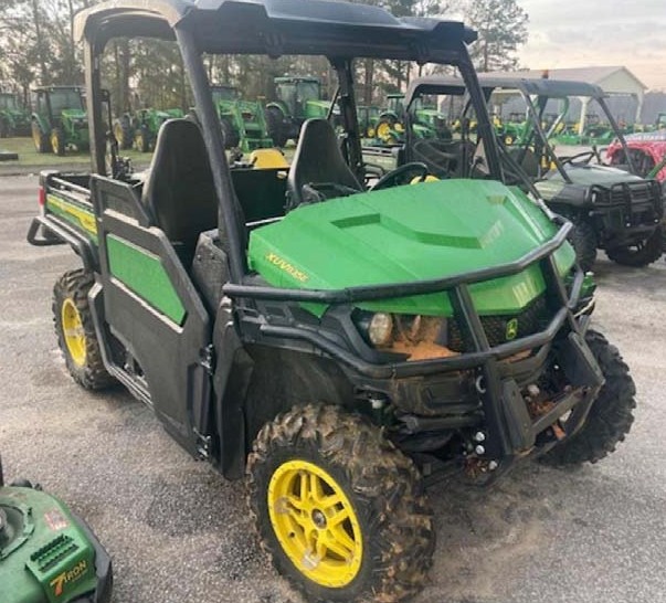 2022 John Deere Gator XUV 835E - Image 2