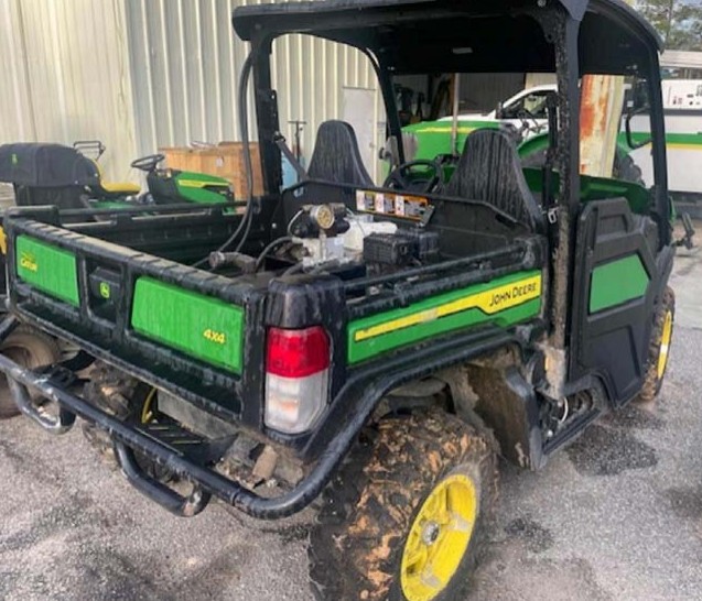2022 John Deere Gator XUV 835E - Image 3