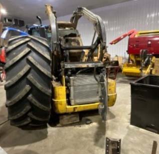 2022 New Holland L320 Skid Steer - Image 3