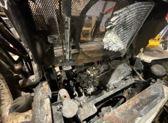 2022 New Holland L320 Skid Steer - Image 8