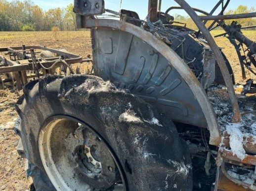 2022 New Holland Workmaster 105 Tractor - Image 8