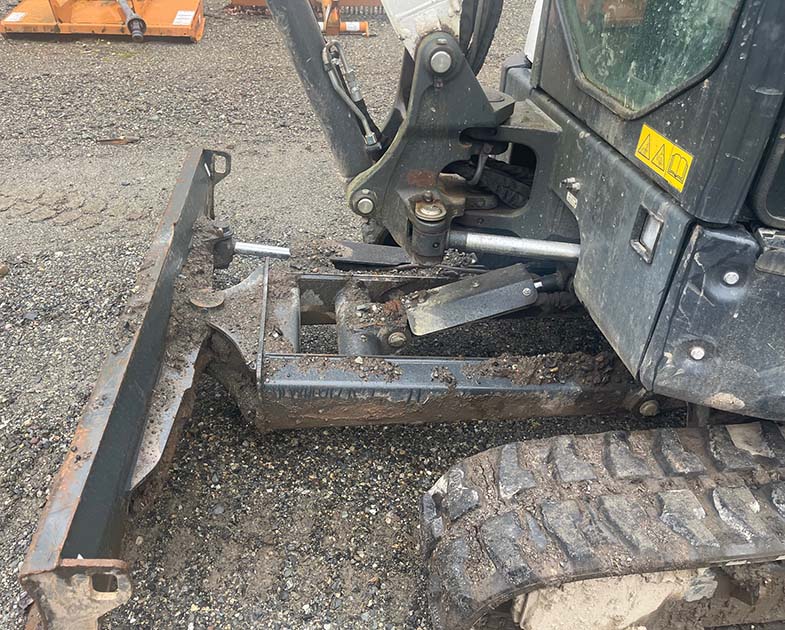 2023 Bobcat E35 Mini Excavator - Image 2