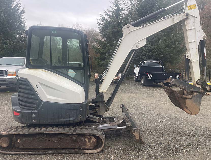 2023 Bobcat E35 Mini Excavator - Image 3