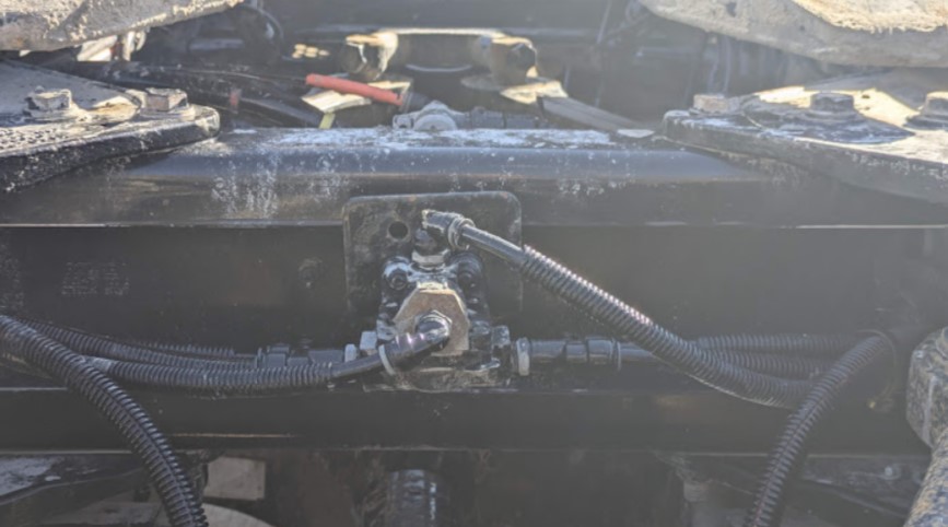 2023 Kenworth T880 - Image 23