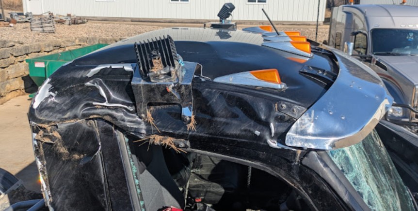 2023 Kenworth T880 - Image 32