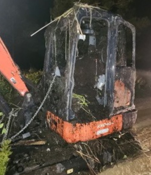 2023 Kubota KX040-4 Excavator - Image 12