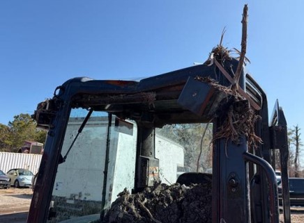 2023 Kubota KX040-4 Excavator - Image 13