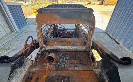 2023 Takeuchi TL12R2 Skid Steer - Image 10