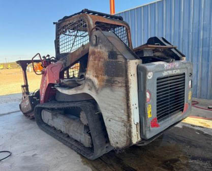 2023 Takeuchi TL12R2 Skid Steer - Image 3